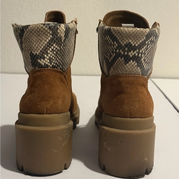 Dolce Vita Rubi Lug Sole Hiker Boots Brown Suede Snakeskin Trim Womens 7 - Picture 5 of 8